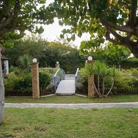 Апарт-отель Aithrio