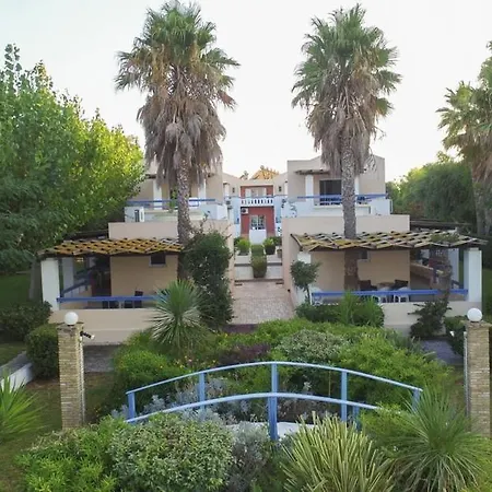 Aithrio Lägenhetshotell Niforeika