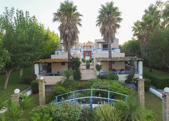 Aithrio מלון דירות ניפורייקה